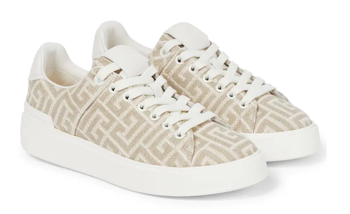 citygirlgonemom's tweet image. Look at these sneakers! I’m  INLOVE! 😍

Be sure to check them out and follow me on LTK, here! 
👉🏻 rstyle.me/+jmaSVpLxYeCJk…

#summersneakers #citygirlinstyle #ltkstyle