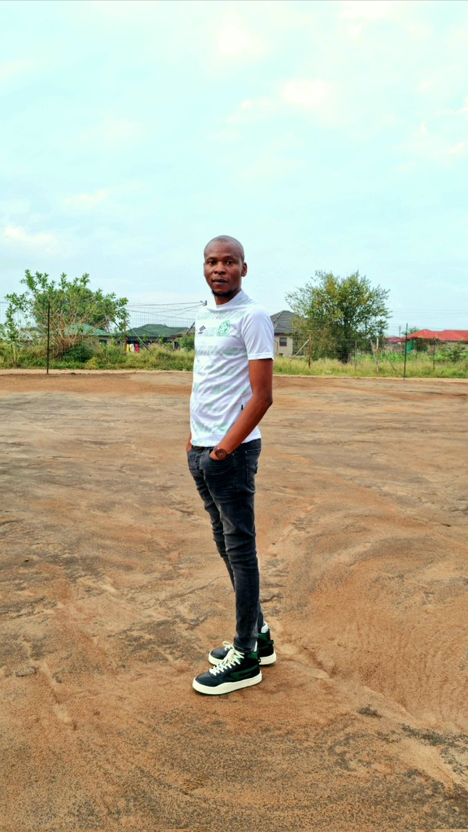 Dakalo (@dakalotallman) on Twitter photo 