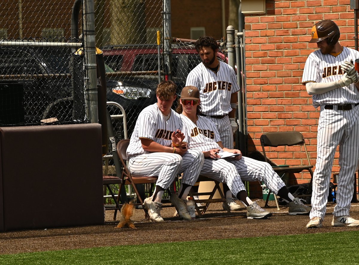 northshorepx's tweet photo. Don't worry Carl, the squirrel is more afraid of you...
@BWUBaseball #BWBoys #BWBaseball https://t.co/AzNgAbc1wr