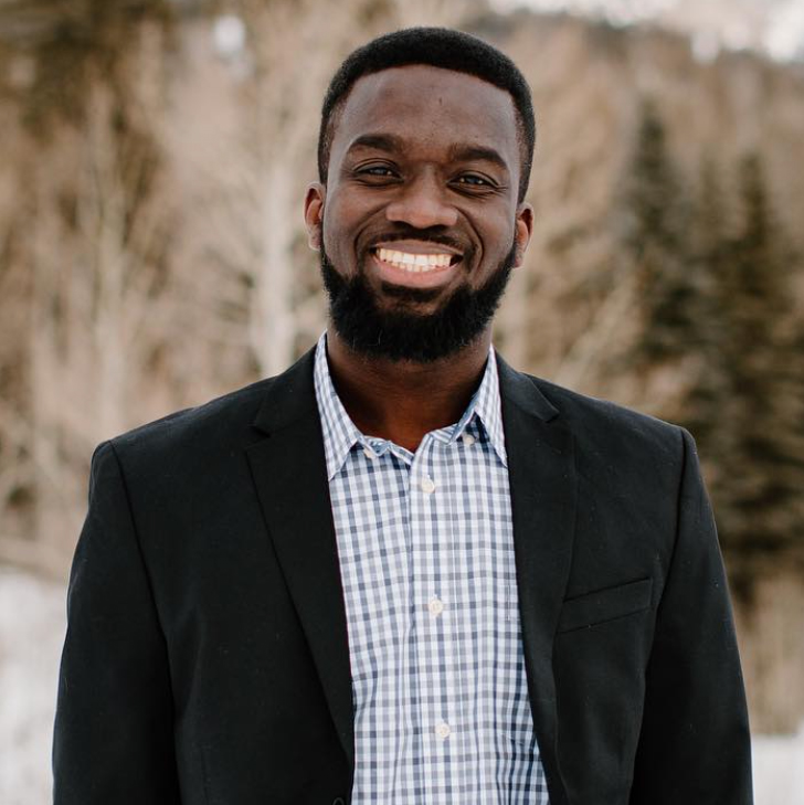 Today we welcome back Benjie Danquah to the virtual EastLake stage! Benjie has been a member of our online community for years, and we're so happy to hear from him again for part 4 of our series "Do You Believe in God?" Enjoy! youtu.be/5mBl6s6Y4ro
