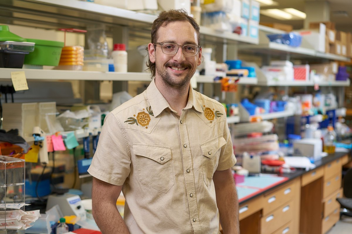 PhD student <a href="/Matthew_R_Bell/">Matthew Bell</a> will participate in the “CAR T cell Efficacy” session at <a href="/ASGCTherapy/">ASGCT</a>. May 17 he will discuss his work engineering a more effective CAR T cell immunotherapy for solid tumors. Learn more. ow.ly/Q6pO50J6OYV #ASGCT22