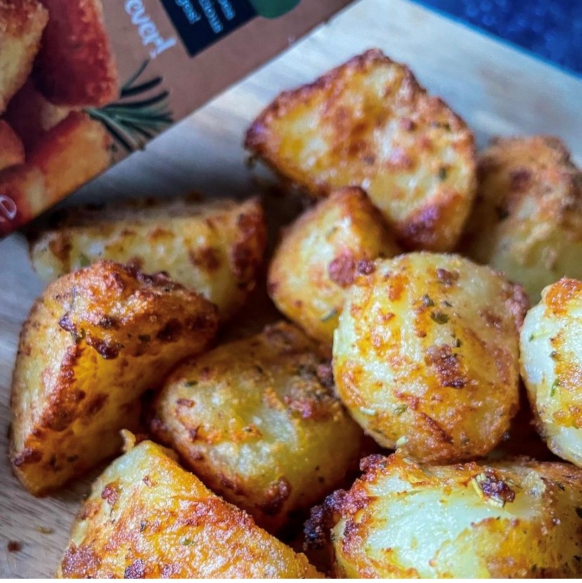 For potatoes that make your customers go WOW! 🤩

Our range of potato seasonings include:
✔️Sea Salt &amp; Malt Vinegar
✔️Original
✔️Rosemary and Garlic
✔️Southern Style
✔️ Cajun Style 

If you're looking to get stocked up, give us a call this week on ☎️01772 282834

📸 @thefoodie_x