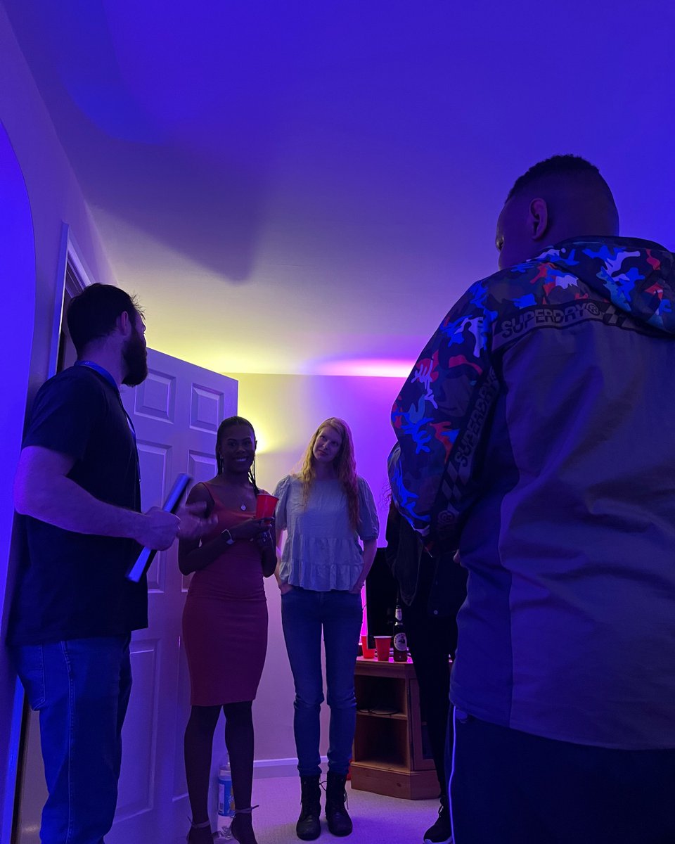 saltminetrust's tweet photo. Currently producing an interactive #virtualreality resource addressing the issues of #gangculture, #knifecrime, #sexualexploitation, and #countylines. Keep us in your thoughts and prayers as we head into another week of intense filming tomorrow. #secondaryeducation @WMPolice https://t.co/UYwEdNTci0