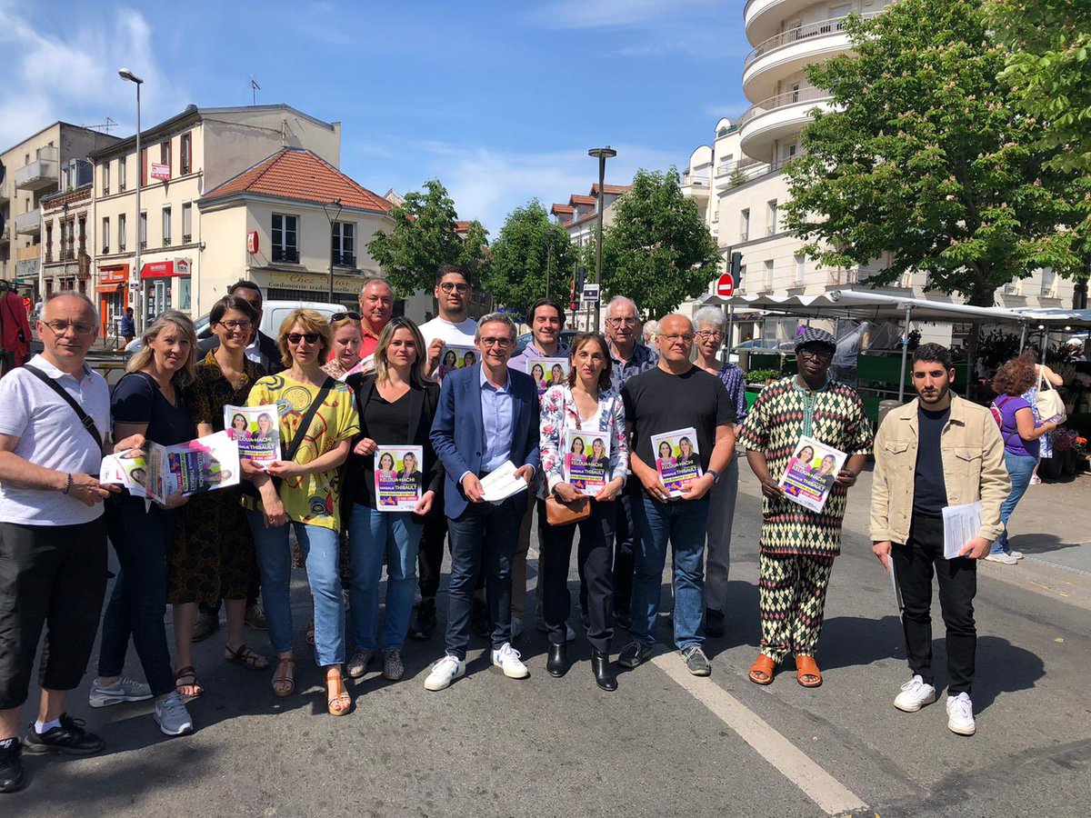 KelouaF's tweet photo. 🤝🏽Aux côtés de @StephanTroussel et de @ThibaultMagalie sur le marché du centre - Place de l’Église à #Rosny pour échanger sur vos préoccupations et soutenir ma candidature pour être une députée qui agit tous les jours à vos côtés ! #NUPES #UnionDeLaGauche #Législatives2022 https://t.co/CDu3LKgGz1