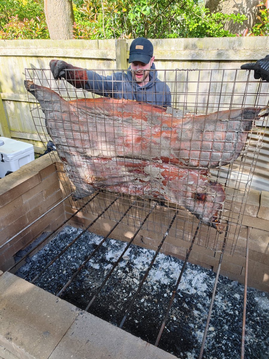 ArtustBBQ tweet media