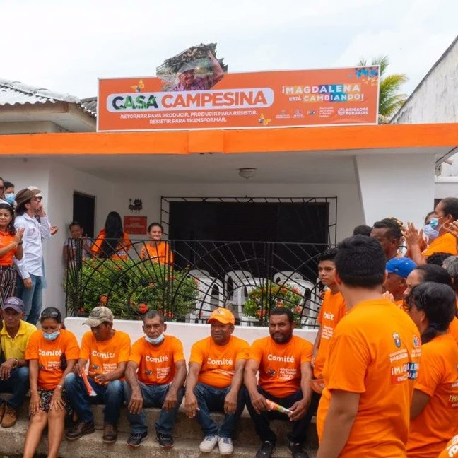 MagdalenaGober's tweet photo. 🏡👩‍🌾Pusimos al servicio de los magdalenenses la primera Casa Campesina.

Aquí  jóvenes, mujeres y campesinos, podrán reunirse para hacer intercambios de haberes y semillas, compartir conocimientos con académicos. #MagdalenaEstácambiando 🧡

https://t.co/DG8X7UBL9T https://t.co/kegYoQzaa7
