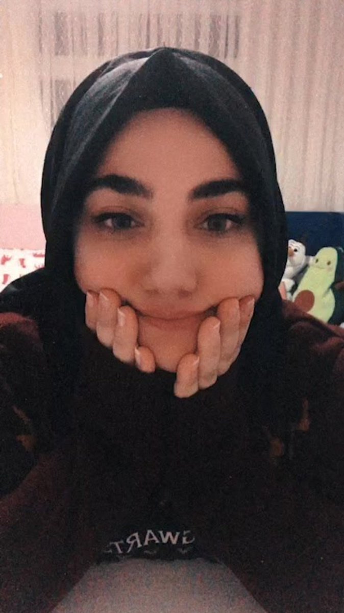 aycoregikolyesi's tweet photo. Aşk yazarım 😍 @zeynepssahra https://t.co/zxho7YQPYo