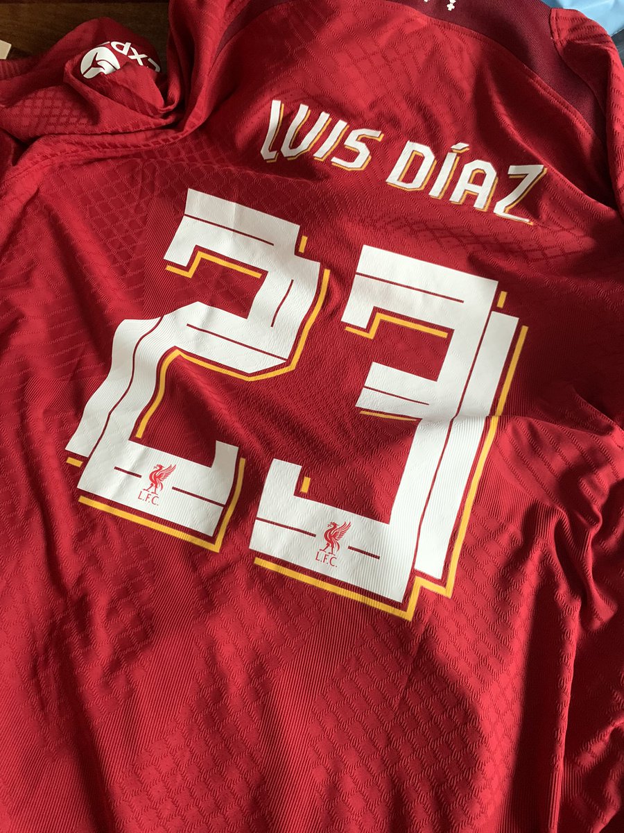 TomSteelCM's tweet photo. It has ARRIVED !! @LFC home shirt for the 2022/23 season with @LuisFDiaz19 printed on the back. Now bring that number 7 home so I can get the @ChampionsLeague badge put on ๐๐๐๐๐๐๐ #LFC #Lfckit @Nike @nikefootball #Liverpool #JFT97 #anfield #klopp #luisdiaz https://t.co/7ebwAfKnTD