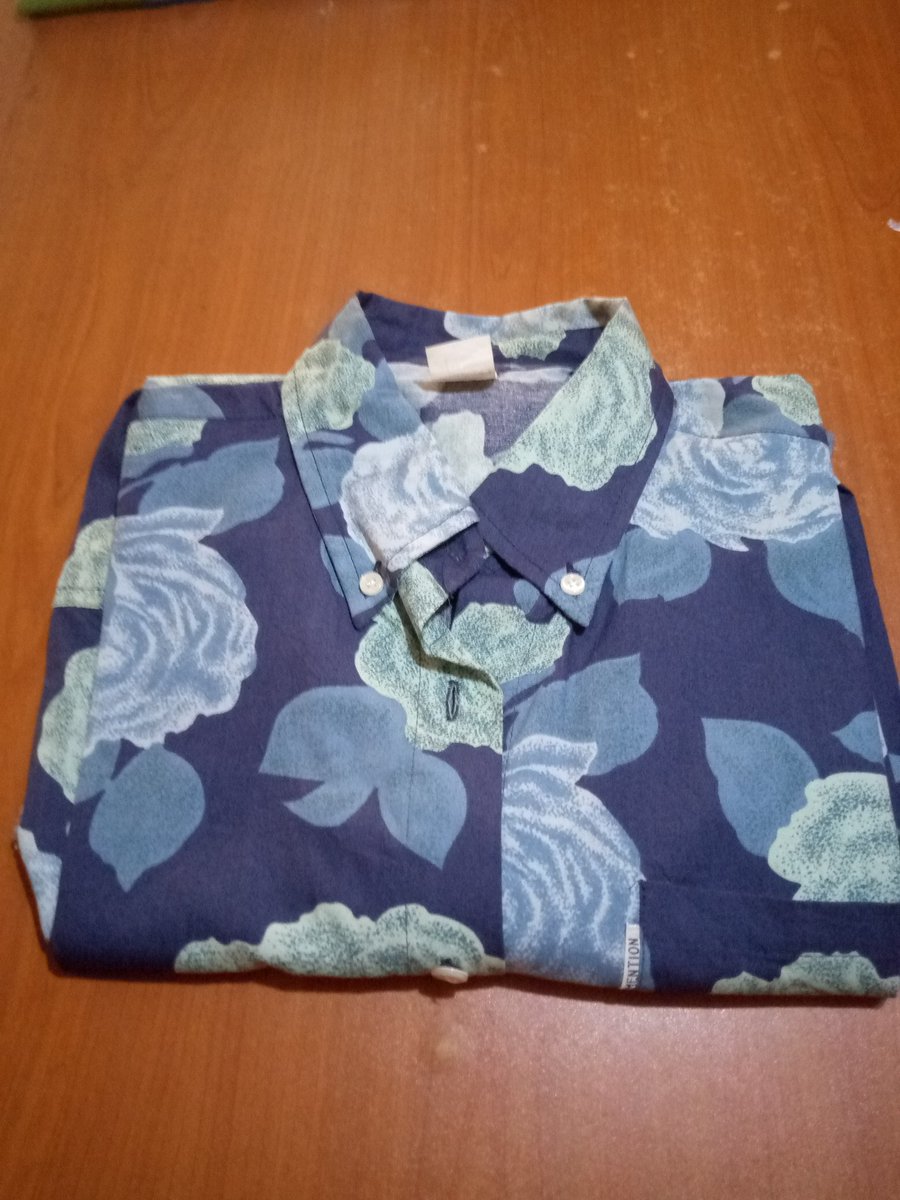 Vinvantage1's tweet photo. 🔊 VINTAGE SHIRTS 
Shop Quality Thrift Vintage shirts 🛍
'elegance and style'
Don't stress, just order 👇
DM📩 or https://t.co/zQMjo8vlwC 
Price: N2,999
Location: Uyo
Delivery🚚: Nation wide 
*Vintage goes with anything and everything but never out of Style*🎆 https://t.co/yjKWL88yMv