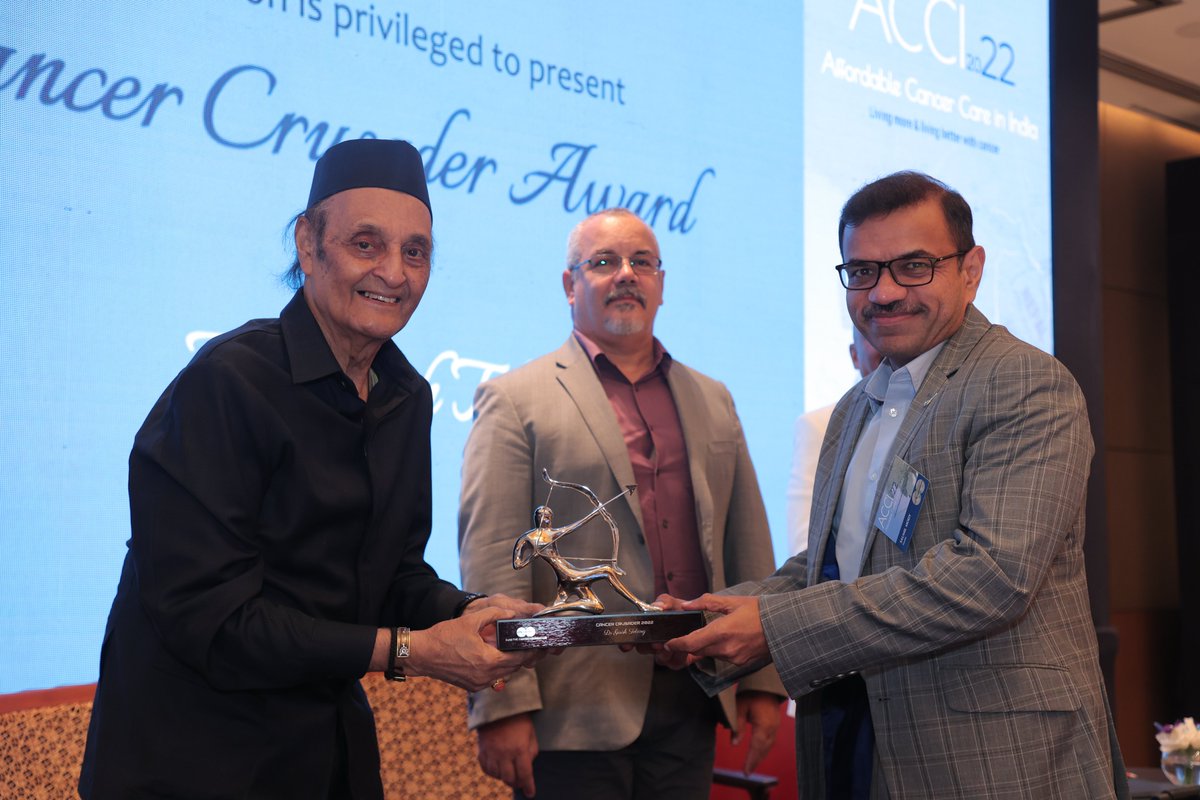 BCPBF_Cancer's tweet photo. Heartiest congratulations to Dr Girish Telang for the prestigious ‘ Cancer Crusader Awards ‘ at ACCI 2022 last evening at Oberoi’s #Delhi.
Award received by Mr Saumil Mody.
@saumil_mody
#ACCI2022 #AyushmanBharat #LetsTalk #cancer https://t.co/0vbyRQGDBq