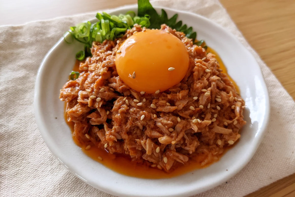 おうちで居酒屋気分が楽しめる！？悪魔のツナユッケ。