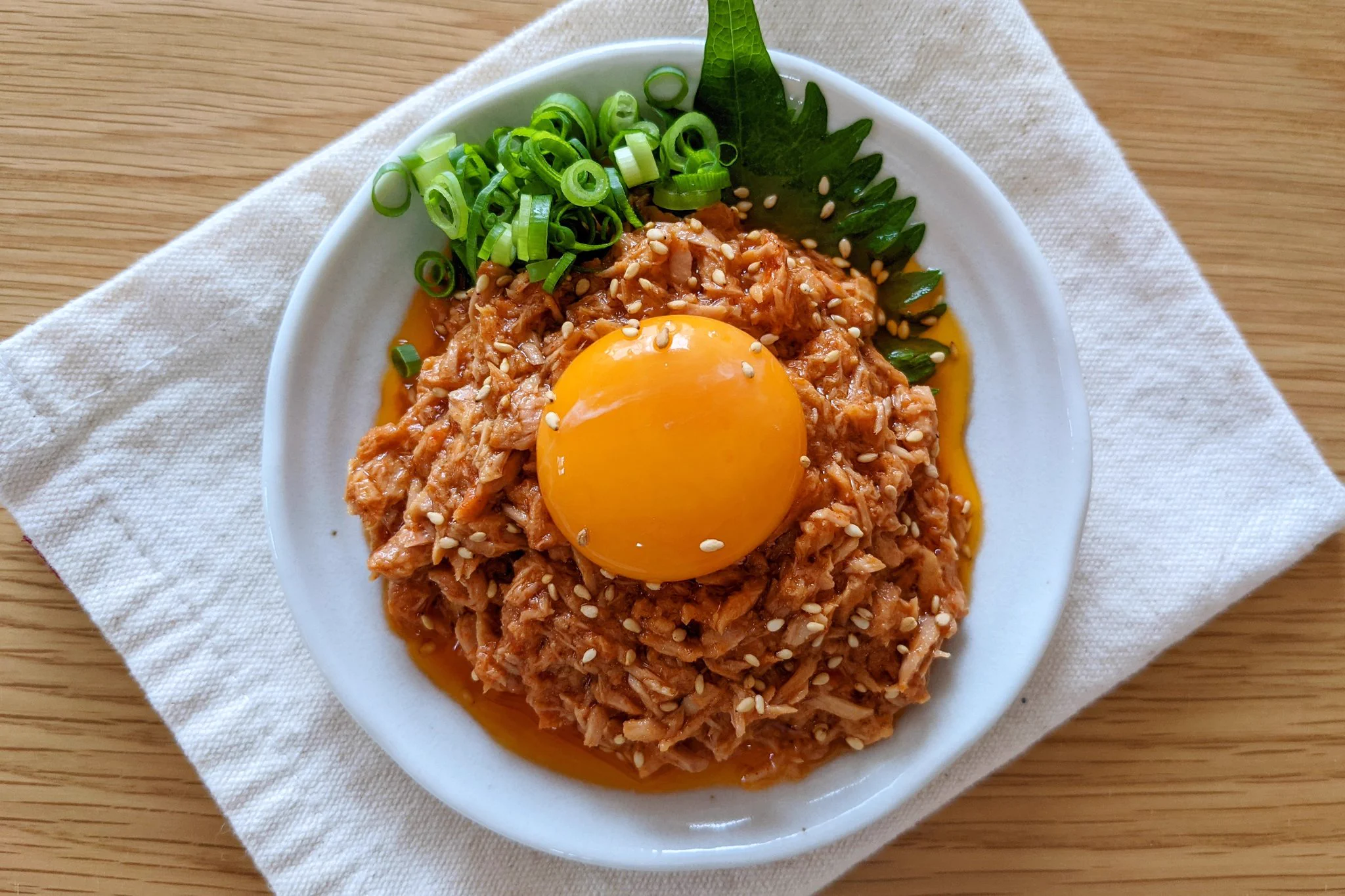 おうちで居酒屋気分が楽しめる！？悪魔のツナユッケ。