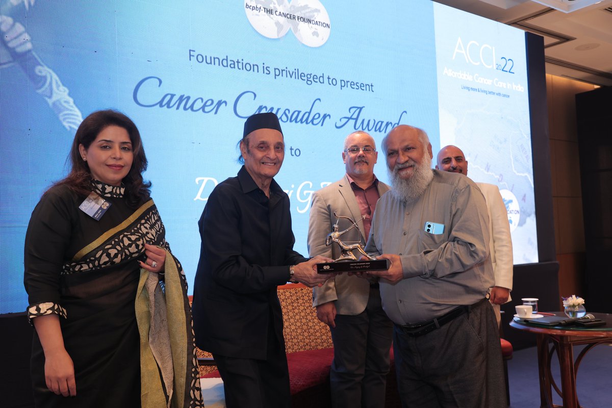 BCPBF_Cancer's tweet photo. Heartiest congratulations to Dr Nagraj Huilgol for the prestigious ‘ Cancer Crusader Awards ‘ at ACCI 2022 last evening at Oberoi’s #Delhi.
@Nanavati_H
#ACCI2022 #AyushmanBharat #LetsTalk #cancer https://t.co/GHqpsPFNFU