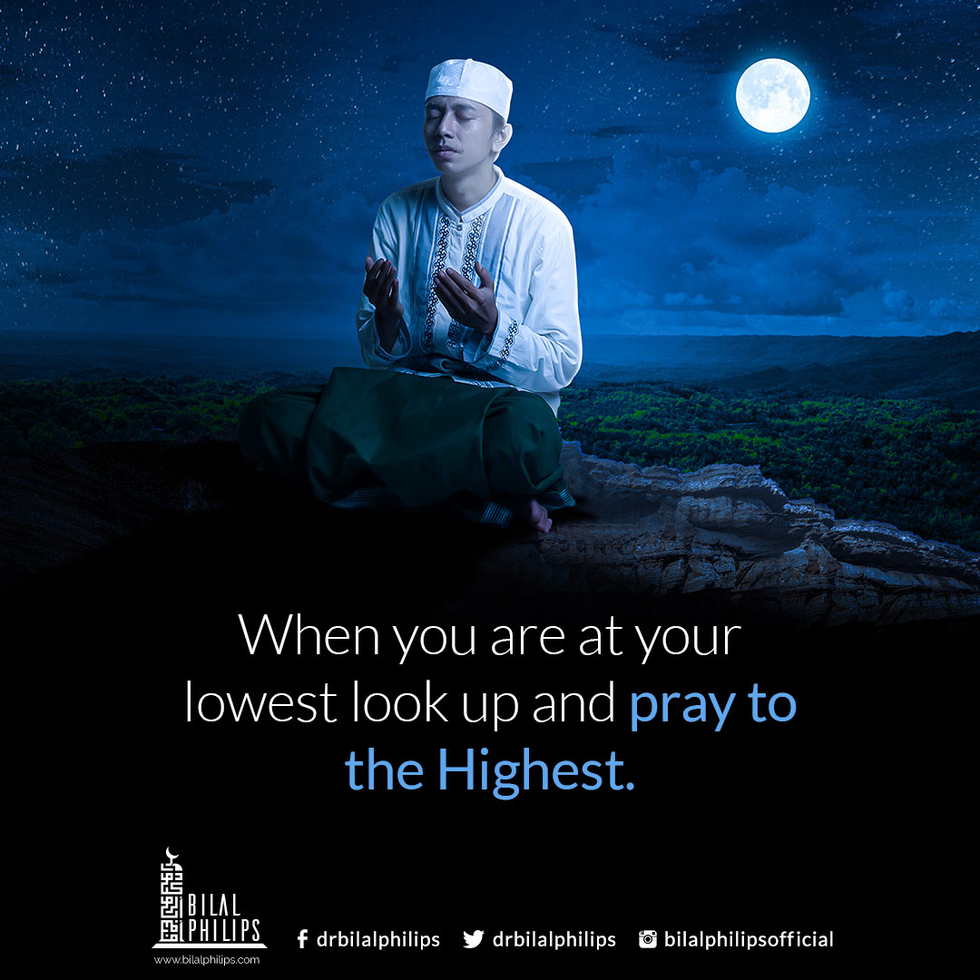 DrBilalPhilips's tweet photo. The closest you are to Allah is when you’re on your  knees before God. If you’re feeling depressed, do a prostration of gratitude right now, and thank Allah for everything.  His help is on the way! So have hope! https://t.co/R8ZDs1ExT1