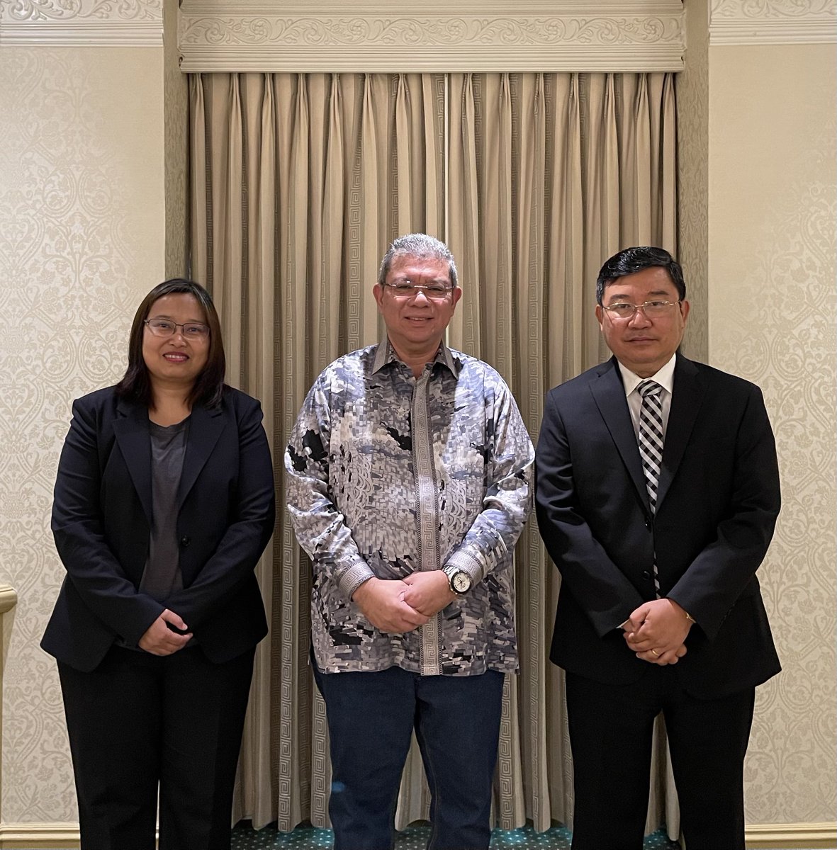 Zin Mar Aung (@zinmaraungnug) on Twitter photo Had a productive meeting with Foreign Minister of Malaysia <a href="/saifuddinabd/">Saifuddin Abdullah 🇲🇾</a> about the dire situation in Myanmar, and how the NUG and Malaysia can work together to restore peace and democracy in Myanmar, including humanitarian assistance and support for the Myanmar refugees. Had a productive meeting with Foreign Minister of Malaysia <a href="/saifuddinabd/">Saifuddin Abdullah 🇲🇾</a> about the dire situation in Myanmar, and how the NUG and Malaysia can work together to restore peace and democracy in Myanmar, including humanitarian assistance and support for the Myanmar refugees.