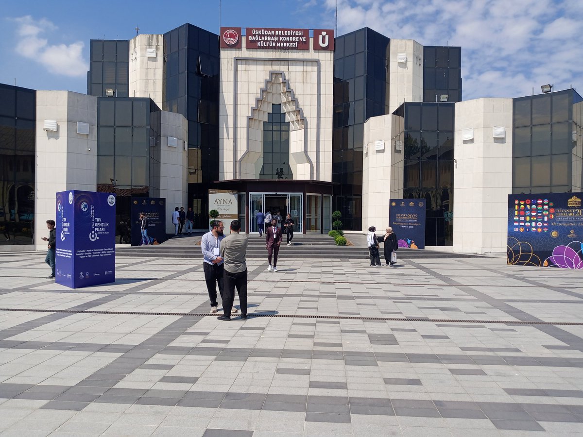 devaliyye34's tweet photo. Hafta sonu ziyaretimizi genç nesillerimizi daha iyi anlaya bilmek için Türkiye Diyanet Vakfının düzenlemiş olduğu Gençlik fuar alanında vakıf ve dernek stantlarını inceleyerek konferans'lara katılım göstererek ziyaretimiz gerçekleştirilmiştir.

#devletialiyyeocaklarıistanbul #tdv https://t.co/DlQnCKWLAV
