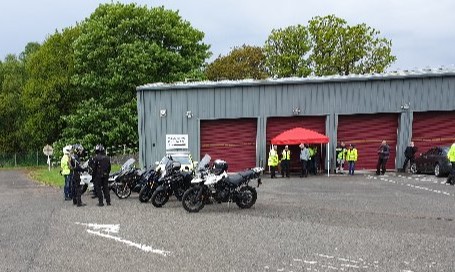 PSOSGreaterGlas's tweet photo. Road Policing Officers 🚔 attended a Slow Maneuvering training event for motor cycle users in connection with our partners @DVSAgovuk promoting #Bikesafe principles and road safety during #GlobalRoadSafetyWeek
#GlasgowTraffic
#RPGP2
#ThinkBike https://t.co/GNDcDANPFl