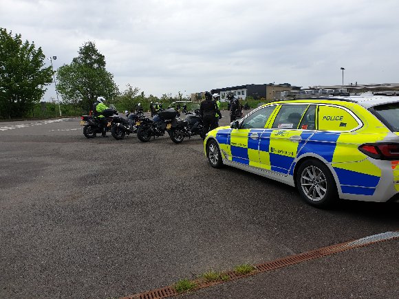 PSOSRoads's tweet photo. Road Policing Officers 🚔 attended a Slow Maneuvering training event for motor cycle users in connection with our partners @DVSAgovuk promoting #Bikesafe principles and road safety during #GlobalRoadSafetyWeek
#GlasgowTraffic
#RPGP2
#ThinkBike https://t.co/uFJOC51Xjb