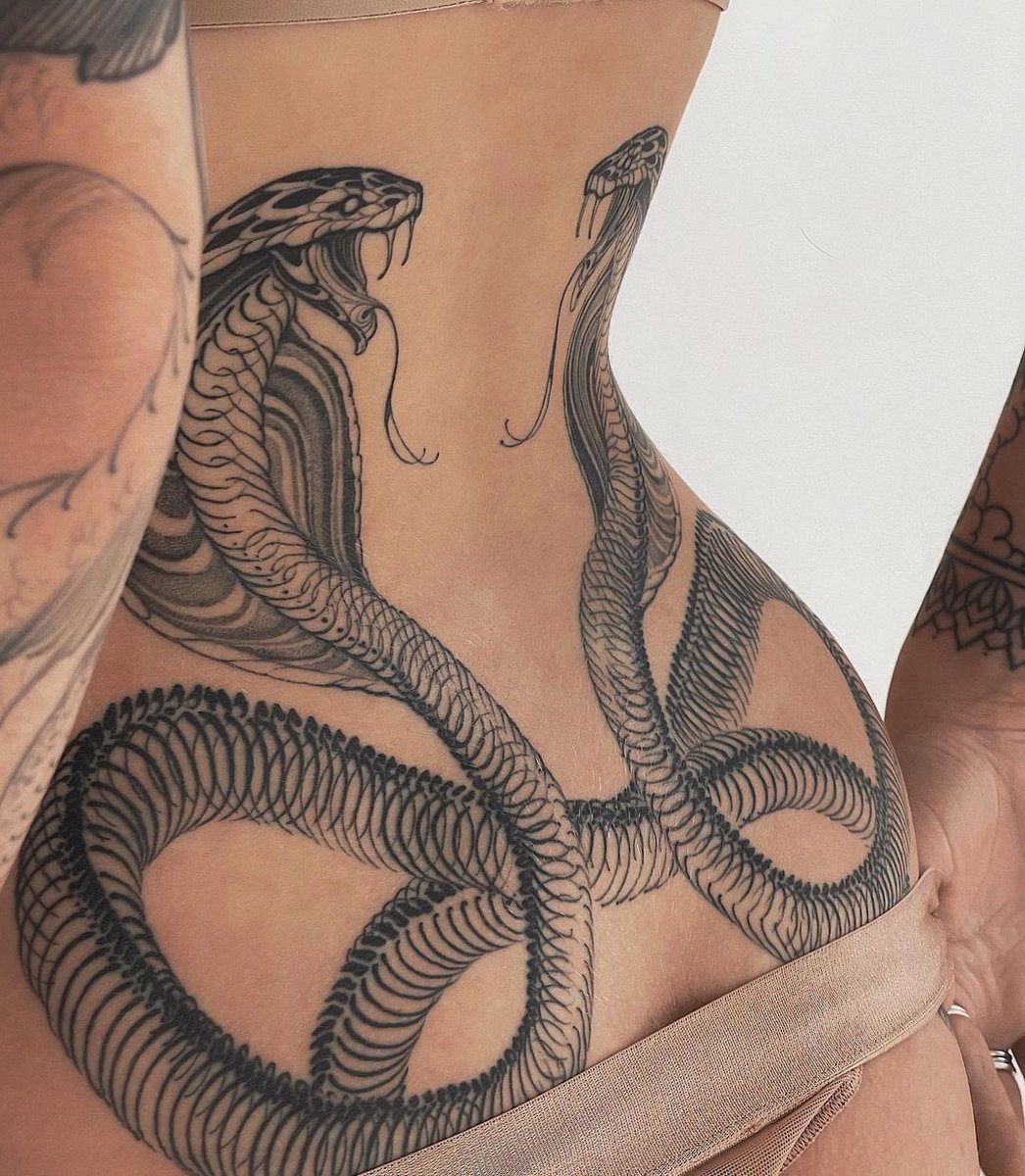 tatoooto tweet picture