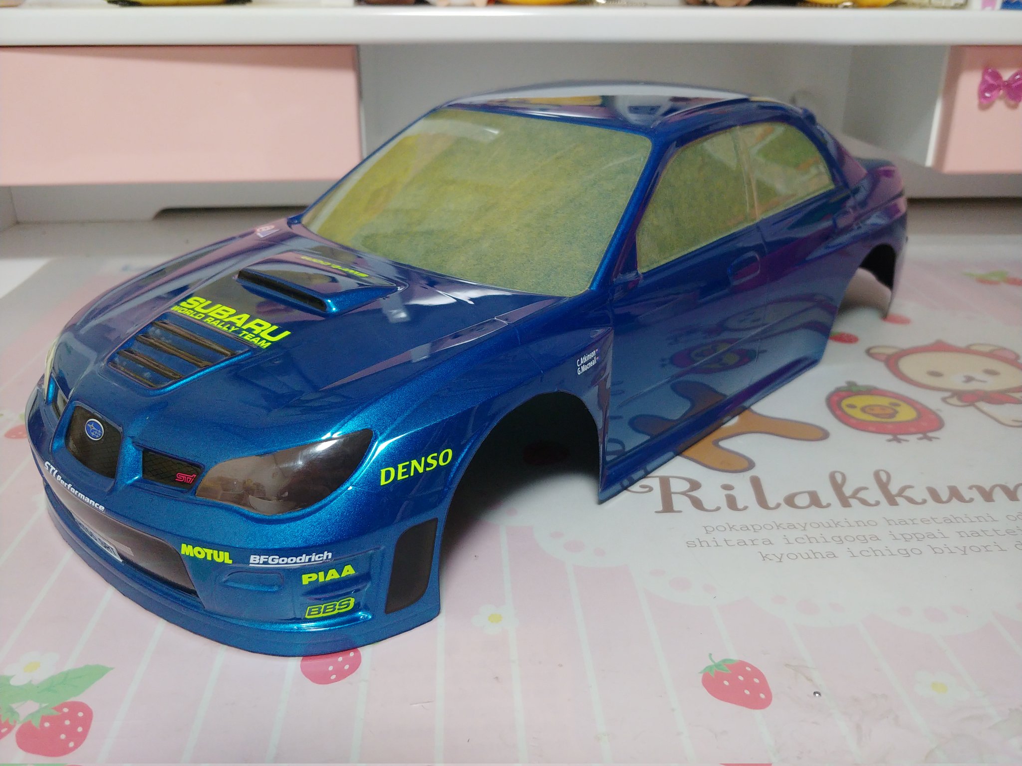 ついばみたいちょう スバルインプレッサ ステッカー貼り中です スバルブルーは綺麗ですね 見とれちゃいます T Co O160hcarne Twitter