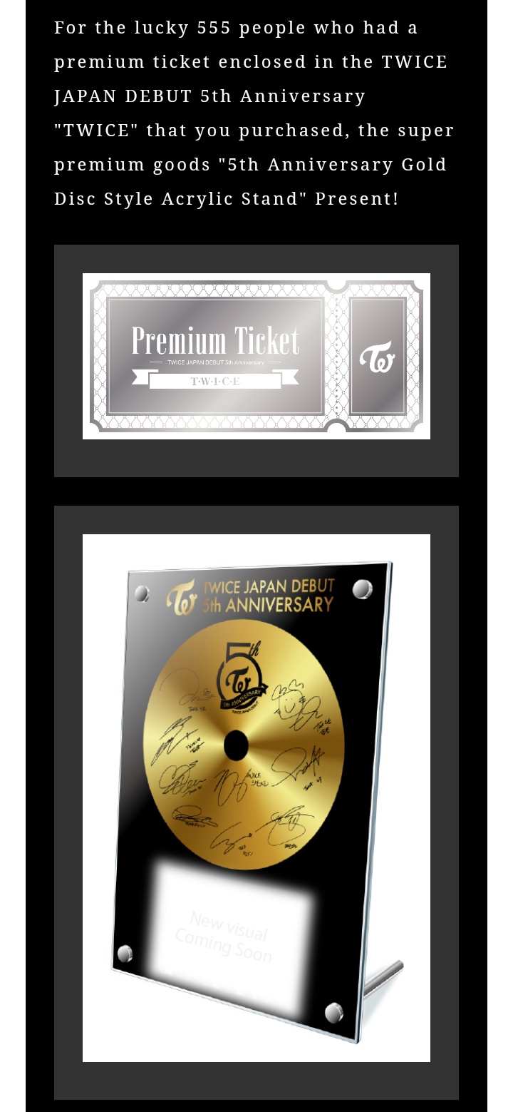 TWICE 5周年記念 ゴールドディスク風アクリルスタンド