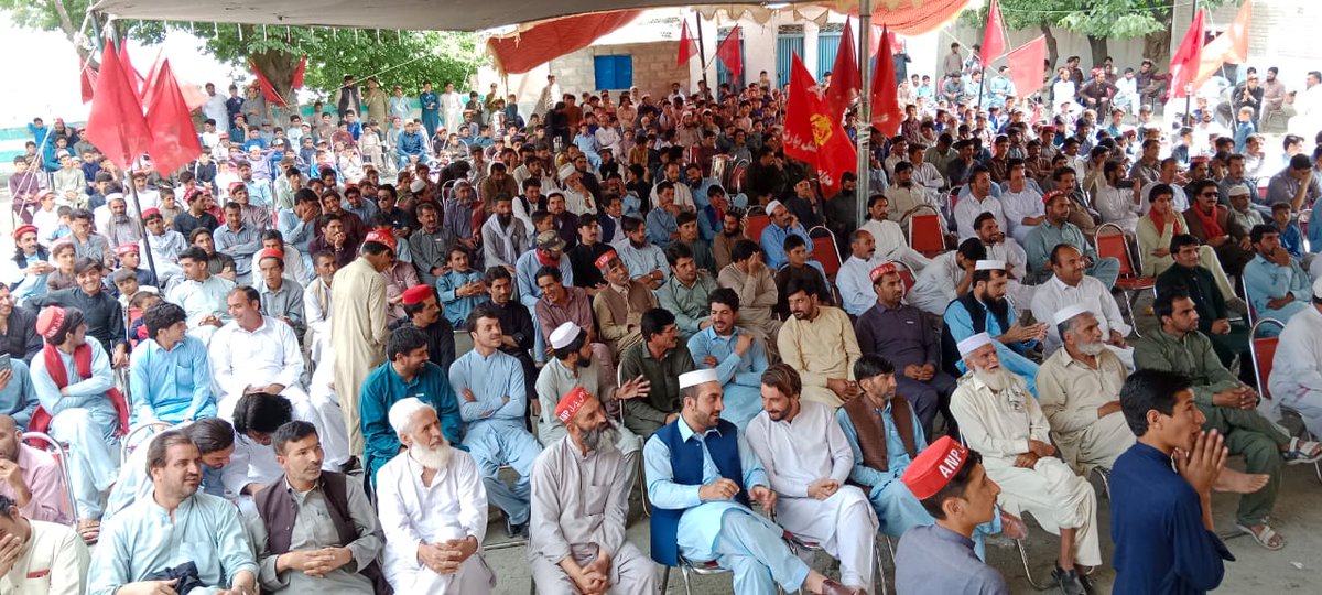 ANPMarkaz's tweet photo. عوامی نیشنل پارٹی اپر دیر کے زیر اہتمام جیلاڑ روغانو درہ میں گرینڈ شمولیتی تقریب، کثیر افراد نے دیگر سیاسی جماعتوں سے مستعفی ہوکر عوامی نیشنل پارٹی میں شمولیت اختیار کی۔
#ANP | #ANPUpperDir https://t.co/NkRj5Ej9Lw