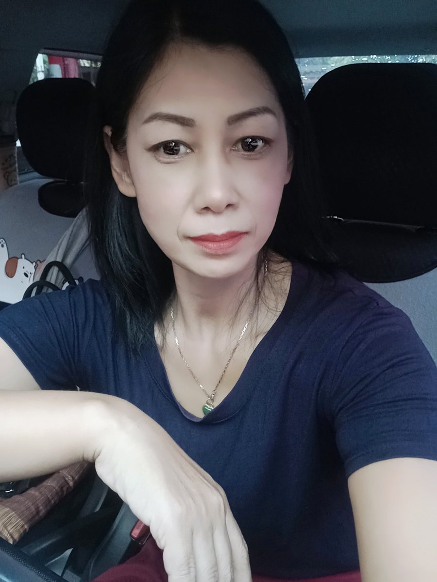 Pimnattaporn56's tweet photo. จะให้เลิกทำงาน���ี่ชอบ คงไม่ได้อ่ะ😁😁😁.. https://t.co/KKf9bLWYYC