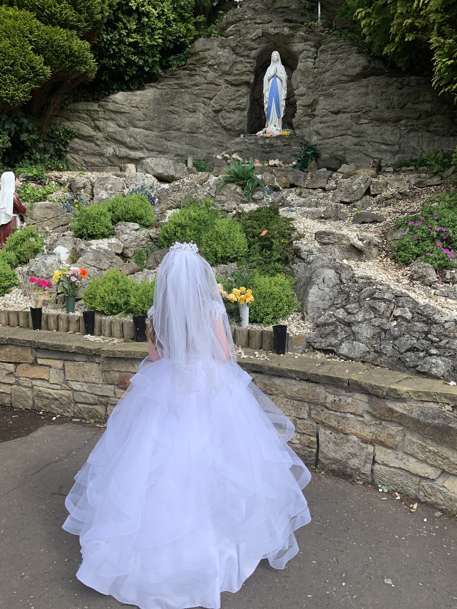 Louise Hanlon (@louisehanlon16) on Twitter photo Thank you to all the staff @AllsaintsML6 and <a href="/RCBlessTrinity/">Parish of the Most Blessed Trinity - Coatbridge</a> for a wonderful day yesterday! Thank you for preparing the children so well and giving up your own time to share their special day. Thank you to all the staff @AllsaintsML6 and <a href="/RCBlessTrinity/">Parish of the Most Blessed Trinity - Coatbridge</a> for a wonderful day yesterday! Thank you for preparing the children so well and giving up your own time to share their special day.