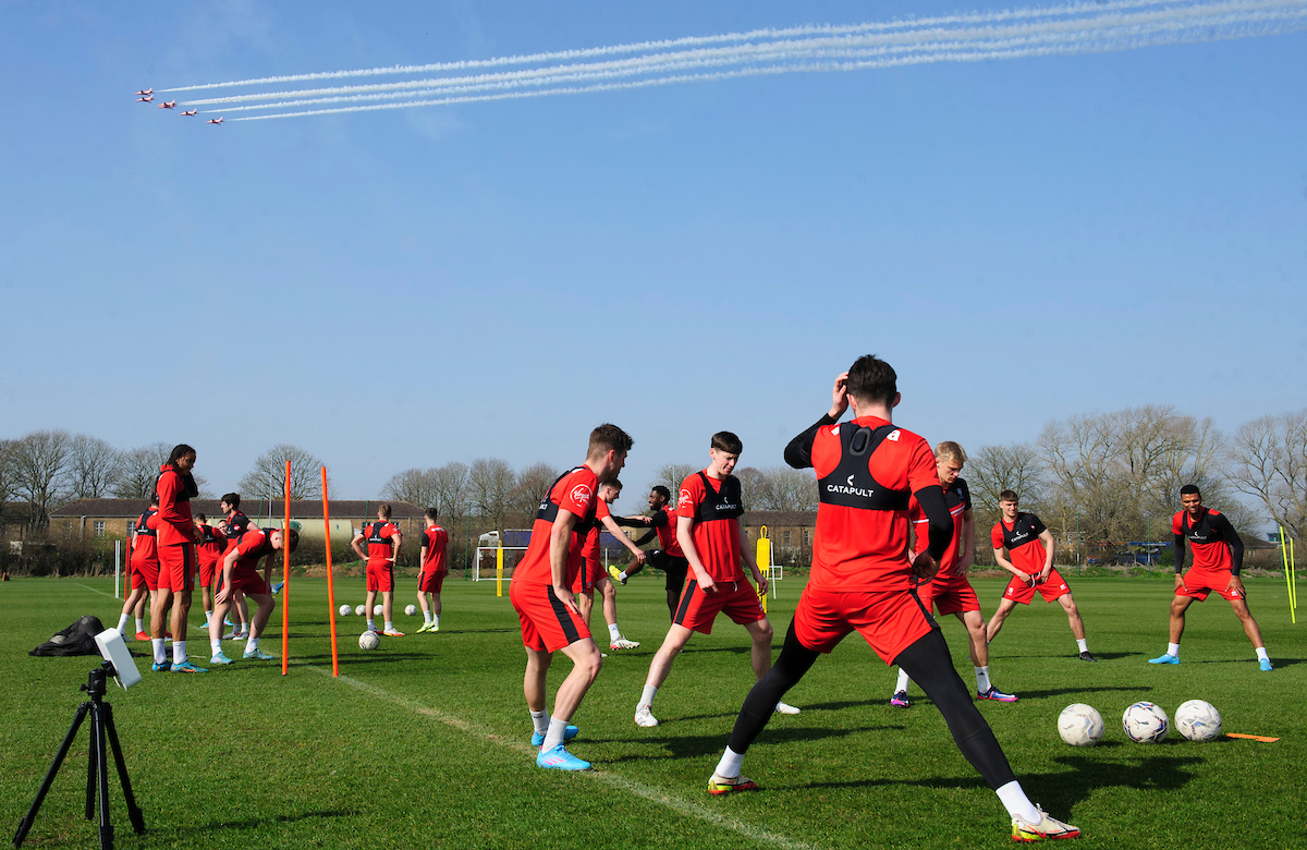 ldthornhill's tweet photo. THREAD
With the season over and our new head coach appointed, I wanted to take a moment to show appreciation for the people who have helped us tell the stories of @LincolnCity_FC throughout 2021/22. Everything we do is the culmination of a real team effort.
#ImpsAsOne https://t.co/XMhd7FOI7x