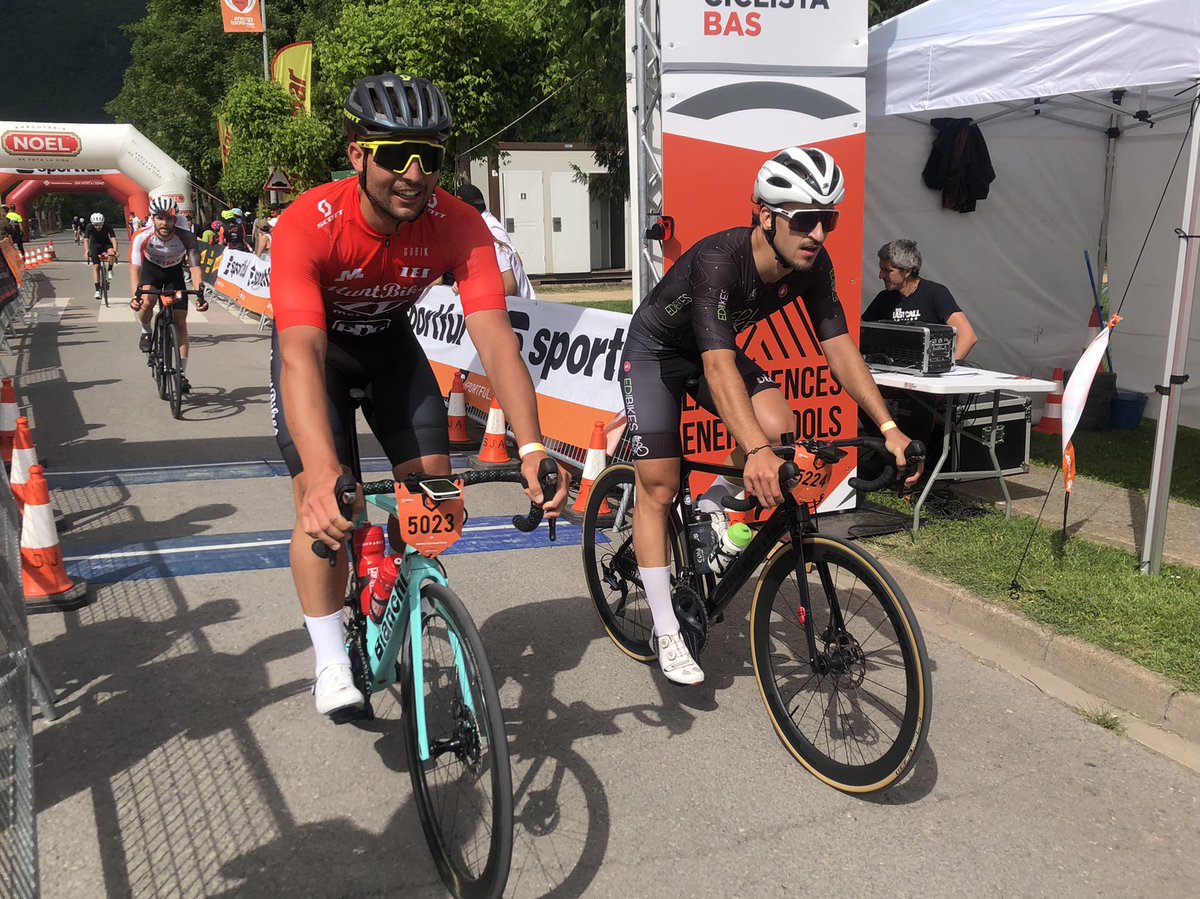 Energy_Tools's tweet photo. La nostra prova esportiva de La Remences • Energy Tools celebra els seus 2️⃣5️⃣ anys. Des de 1996 repartint salut, esport i alegria a La Garrotxa i a Espanya. 👏🏼🥳
#energytools #remences #esportessalut https://t.co/tHwFIMDqMq