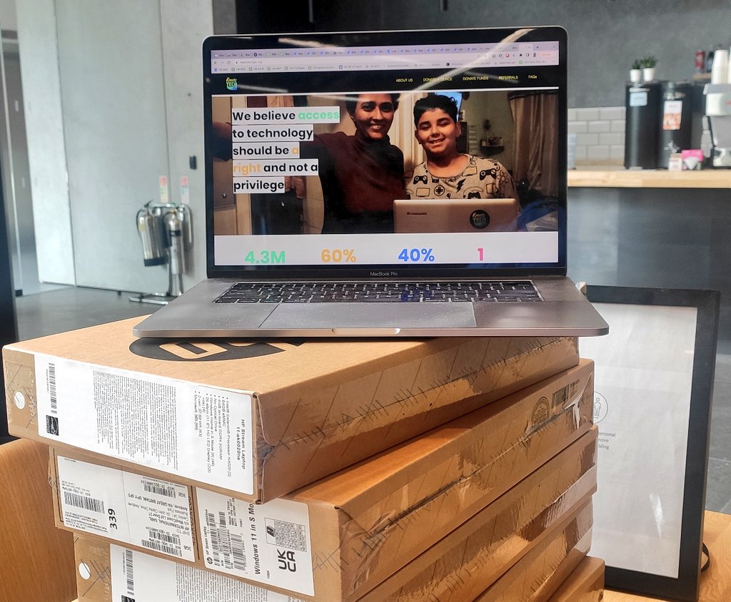 StoryShikari's tweet image. Sunday morning's volunteering done with @ready_tech_go ✅
Two years in action, still nothing beats seeing people receive laptops they really need, from care leavers to refugees, and children to abuse survivors. 👩🏽💻👨🏿💻🧑🏻💻
Find out more or donate via readytechgo.org 🏹