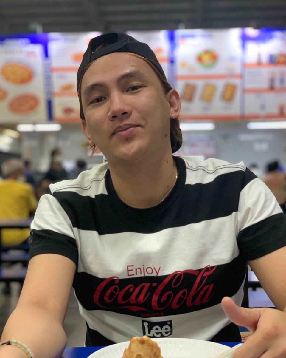 EpsBran's tweet photo. S&amp;R 🍕🍕🍕 https://t.co/vIWxCjt5NX