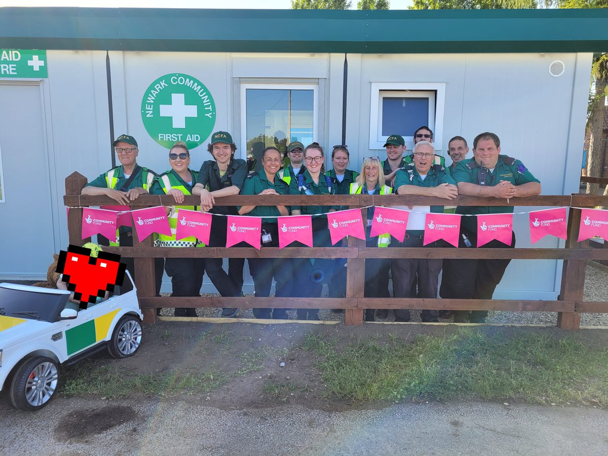 newarkfirstaid's tweet photo. @NottsCountyShow covered yesterday with 22 of our volunteers, after a 2 year break because of the pandemic the site was packed with visitors all day long, with blue skies &amp; lovely warm weather! Steady day for our members with a range of mild illnesses &amp; injuries
(1/2) https://t.co/siWlppzHIk