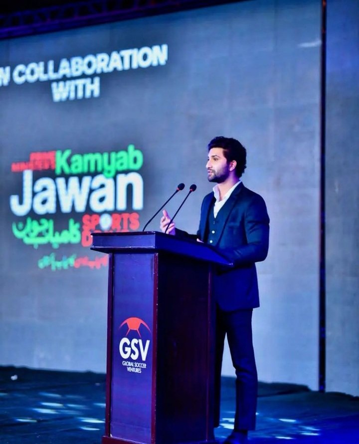 CMemoona's tweet photo. Ahad Raza Mir Will Play Arjun Batra an indian Refugee in Resident Evil.
He has gained a position within a University in Madrid as a researcher, Where he entered into a relationahip with his colleague Jade Wesker(Ella Balinska) and she's the main lead.
@ahadrazamir 
#AhadXResident https://t.co/sEVgRKZcQK