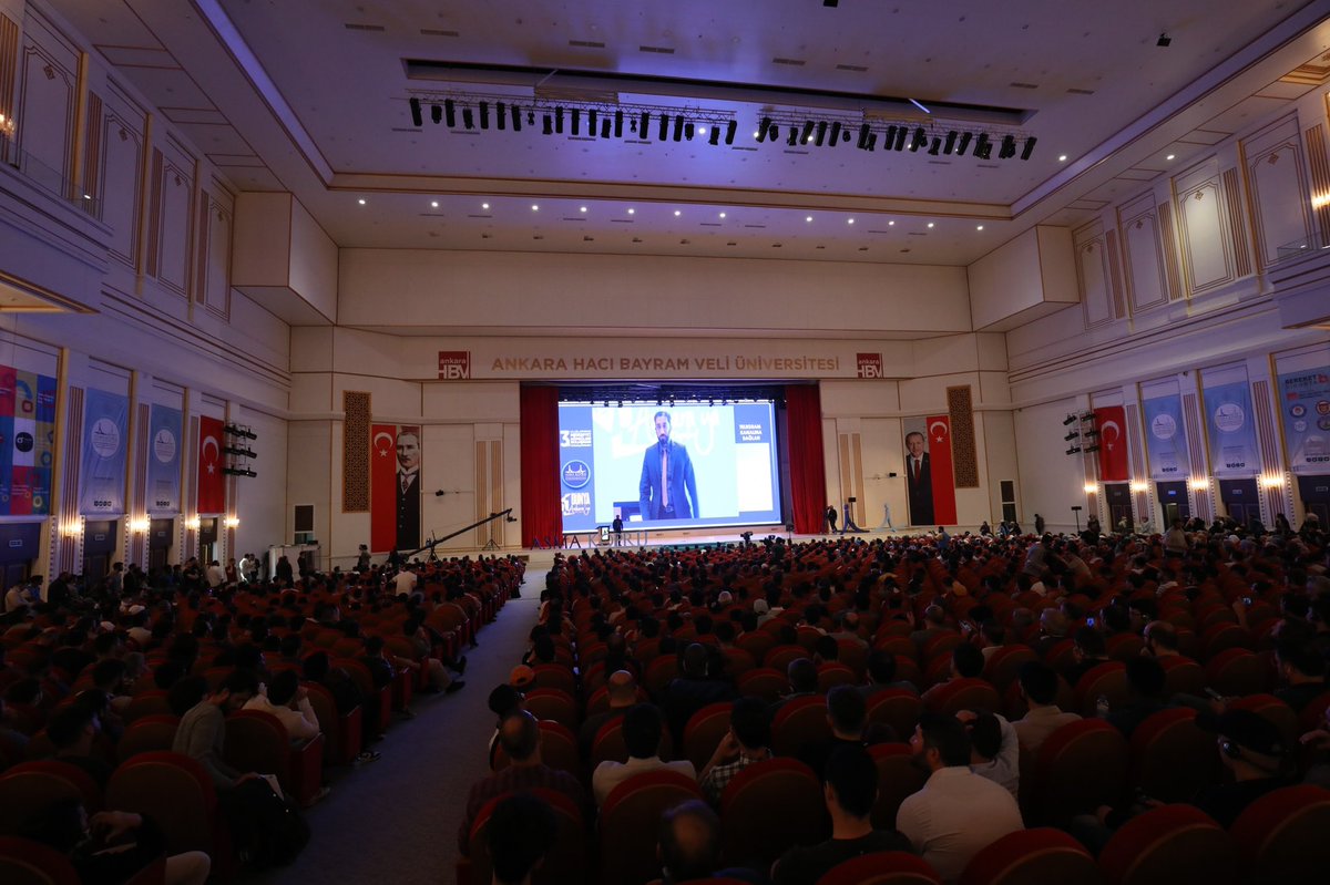 asmakopruank's tweet photo. 1 Dünya Ankara’ya konseptiyle gerçekleştirdiğimiz 3. Uluslararası Medeniyetler Köprüsü buluşmasına teşrif eden ve katkı sağlayan herkese teşekkür ederiz

Yeni programlarda görüşmek üzere

@misalakahfz 
@noumanbayyinah 

#kardeşlikköprüleri
#1dünyaankaraya
#noumanalikhanankarada https://t.co/kwdL9rQSwl