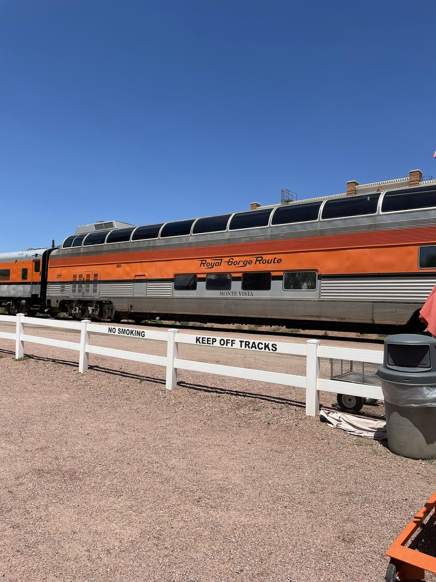 SquireRanch's tweet photo. Breakfast on the Royal Gorge Train! #royalgorge #royalgorgetrain #canoncitycolorado #airbnb https://t.co/ZyxK4ylffm https://t.co/o8eQNd2jh0