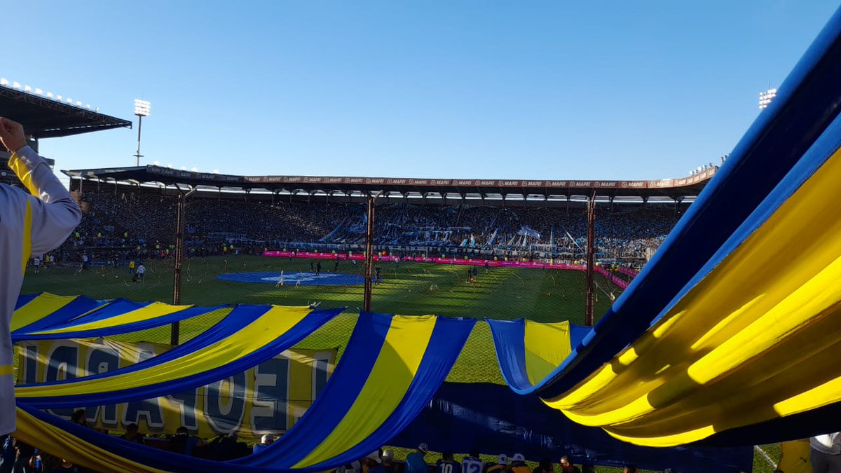 mp_xeneize's tweet photo. Finalistas.🥳🇺🇦💙💛

Hermosa jornada la de ayer, con final feliz en lanus.🙌
Boca gana por penales ante racing, y pasa a la final.
Algunas postales que nos dejo la semi. https://t.co/lk4KsTL3XO