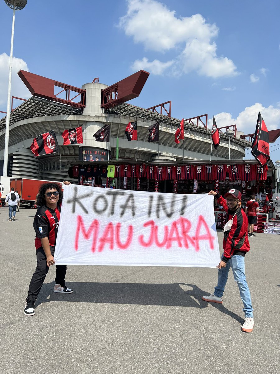 MILANO SIAMO NOI ❤️🖤