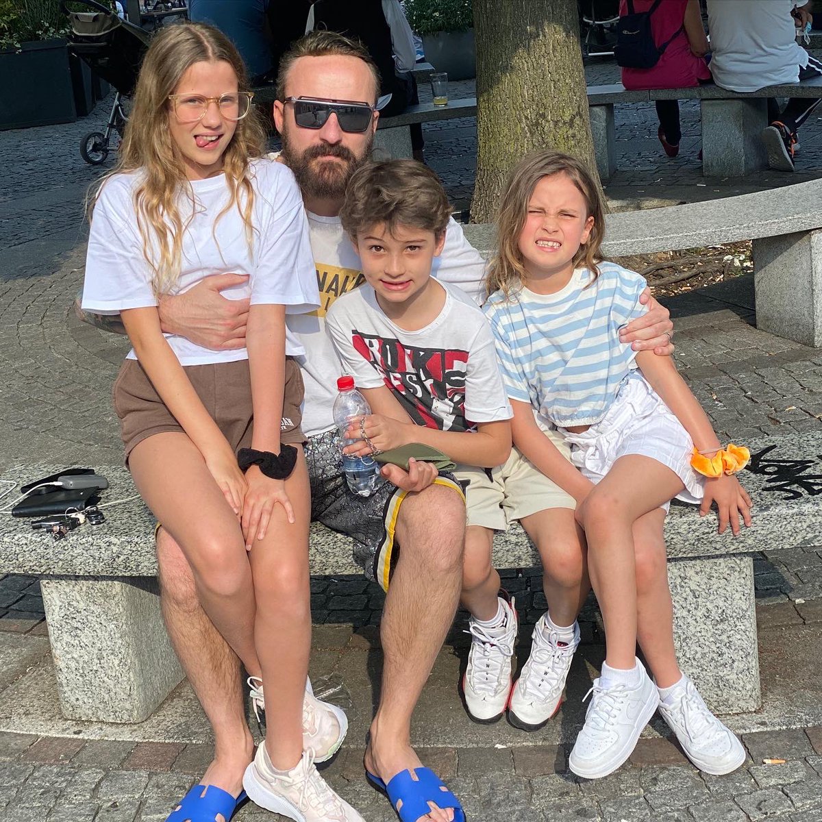 frafacchinetti's tweet image. Il bene più prezioso? 
LA FAMIGLIA!
Non esiste nulla di più bello che passare il week-end con le persone che ami.
❤️