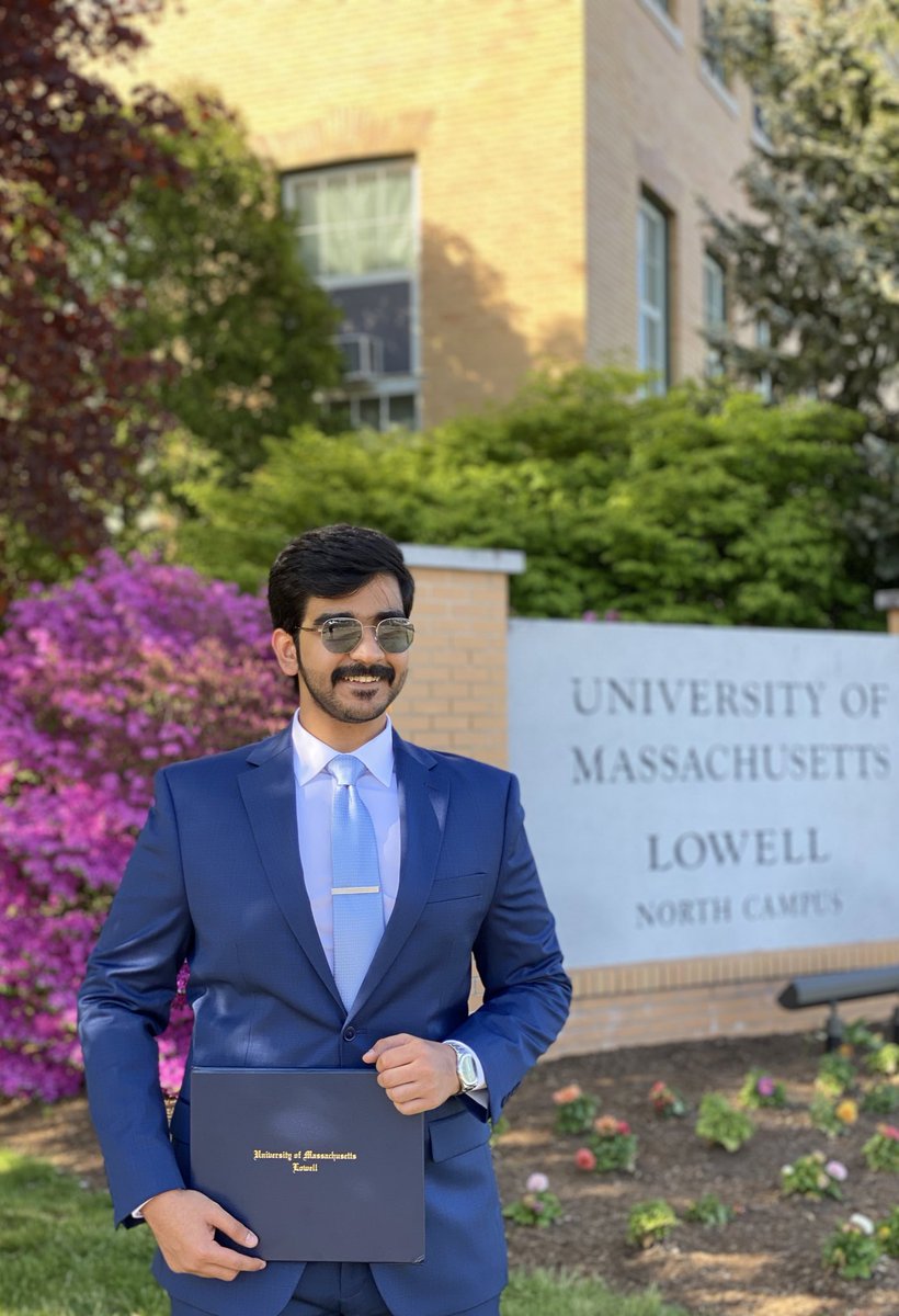 ﴿ وَآخِر دَعْوَاهُمْ أَنْ الْحَمْد لِلَّهِ رَبّ الْعَالَمِينَ ﴾

B.S in Electrical Engineering