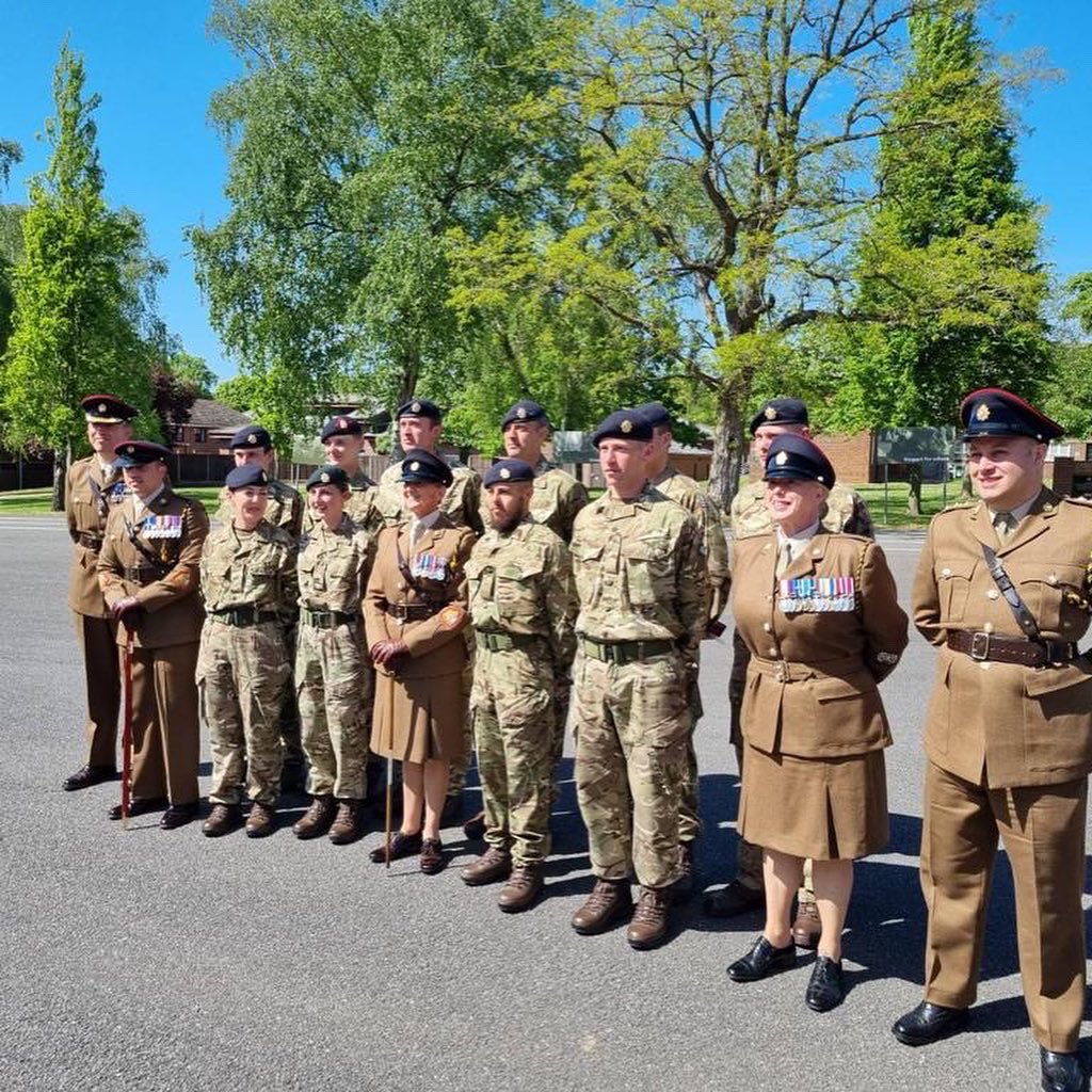 154ScottishRegt's tweet photo. Pte Park at his pass off parade with Captain Robinson Sqn 2IC

#NextChapter #154Family  #NewSkills #NewFriends
#Belonging 
#Reserved4More https://t.co/edzuRTojF5