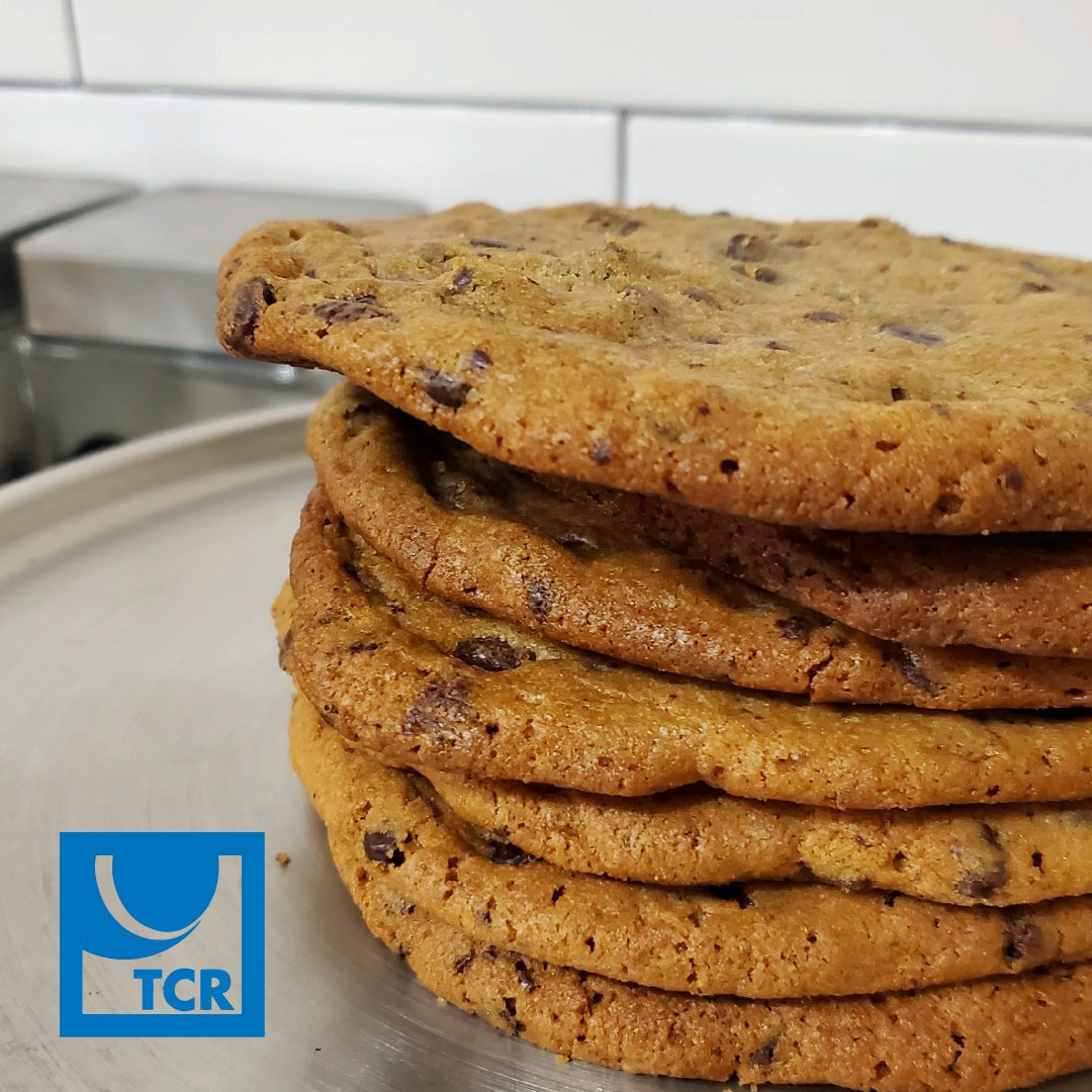 TCR_NYC's tweet photo. How about a chocolate chip cookie? Cafe 2600 at TCR has got them for you!
#tcr #cafe #cafe2600 #cookie #chocolate #chocolatechip #dessert #delicious #instabest #treat #enjoy https://t.co/ldIDWcQbXk