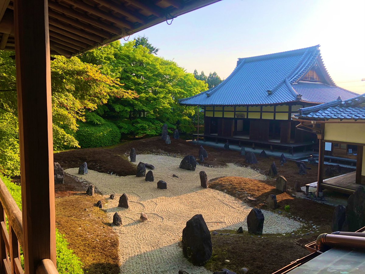 shiinakira's tweet photo. 🍁🍃🌿 https://t.co/CSZbqkYsyq