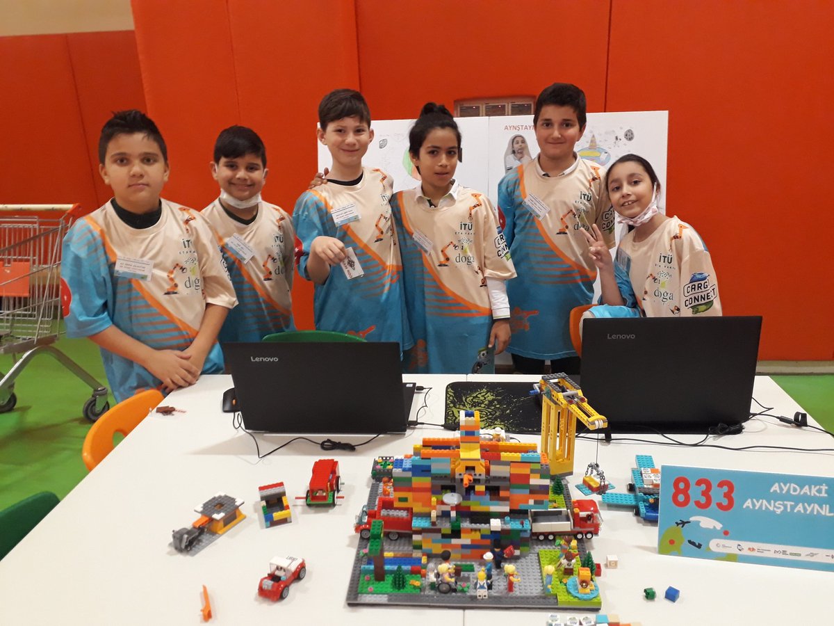 nuturgay's tweet photo. First Lego League Explore 2022 sezonunda okulumuzu temsil eden minik bilim kahramanlarımız Aydaki Aynştaynlar takımı 🚀
#umutbilimde
#bilimkahramanlaribulusuyor 
#dogatech
@DogaBasaksehir
@DOGA_BASAKSEHIR
@Basaksehirdogak https://t.co/cRSPYGeASk