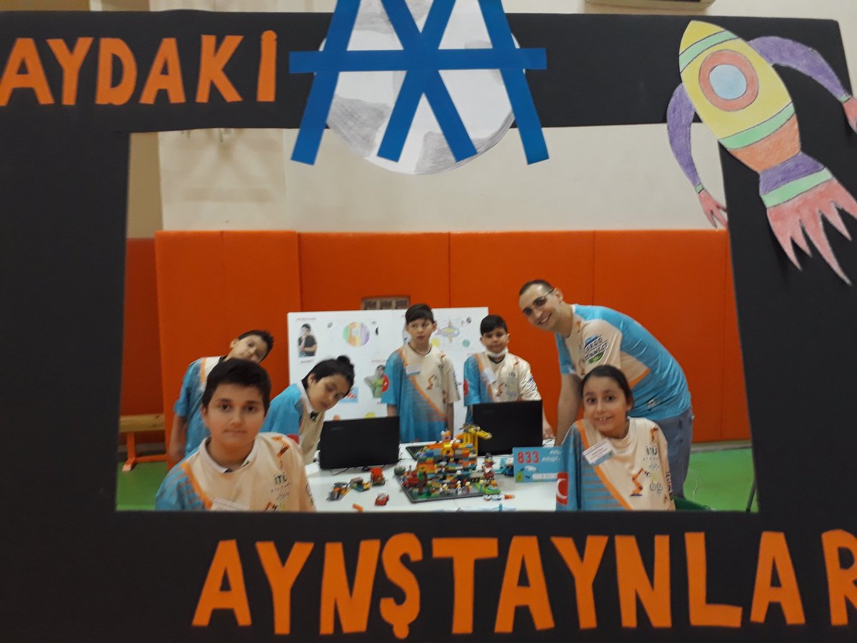 Nihat Uğur TURGAY (@nuturgay) on Twitter photo First Lego League Explore 2022 sezonunda okulumuzu temsil eden minik bilim kahramanlarımız Aydaki Aynştaynlar takımı 🚀
#umutbilimde
#bilimkahramanlaribulusuyor
#dogatech
<a href="/DogaBasaksehir/">Başakşehir Doğa Koleji</a>
<a href="/DOGA_BASAKSEHIR/">DOĞA KOLEJİ BAŞAKŞEHİR KAMPÜSÜ</a>
<a href="/Basaksehirdogak/">Başakşehir Doga</a> First Lego League Explore 2022 sezonunda okulumuzu temsil eden minik bilim kahramanlarımız Aydaki Aynştaynlar takımı 🚀
#umutbilimde
#bilimkahramanlaribulusuyor
#dogatech
<a href="/DogaBasaksehir/">Başakşehir Doğa Koleji</a>
<a href="/DOGA_BASAKSEHIR/">DOĞA KOLEJİ BAŞAKŞEHİR KAMPÜSÜ</a>
<a href="/Basaksehirdogak/">Başakşehir Doga</a>