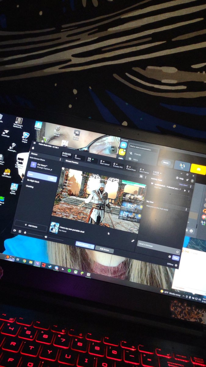 Kandycain101's tweet photo. Live on twitch with @TheUnitato come watch us brawl with some knuckle heads!! https://t.co/478buWKPBu