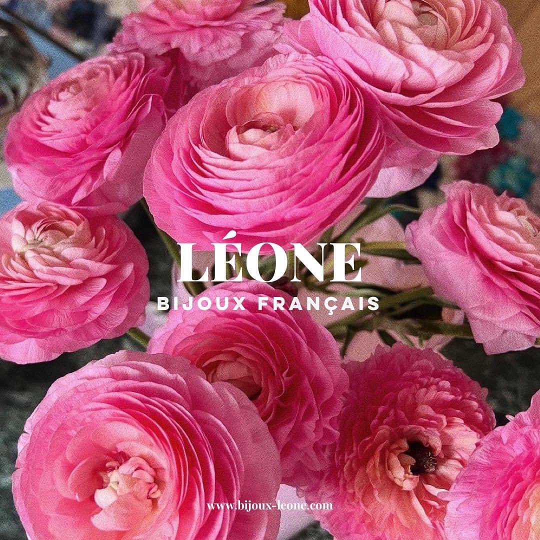 BijouxLEONE's tweet photo. Bijoux français depuis 2014 ! Bon dimanche 💗 #MadeinFrance https://t.co/vo1I0JLWII