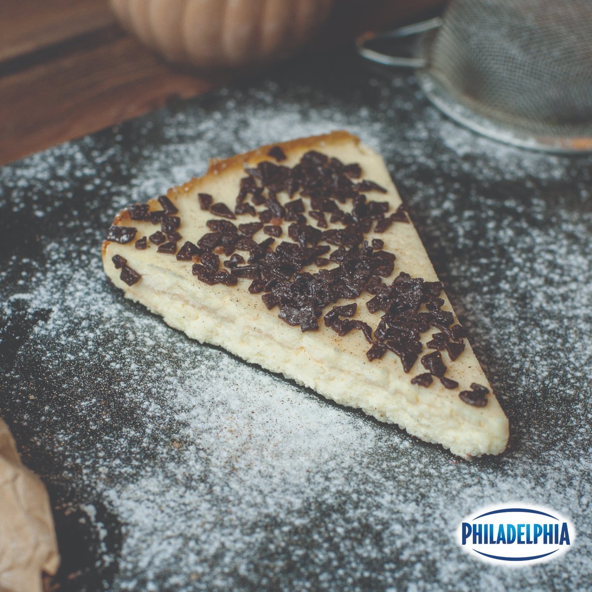 This chocolate chip day, pair your cookies with a delicious cheesecake!