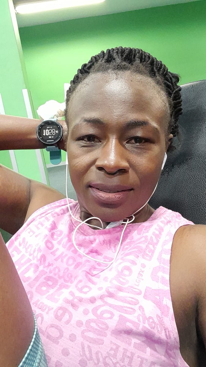 makyle🇿🇼🇿🇦half marathon bae (@makamuna) on Twitter photo 