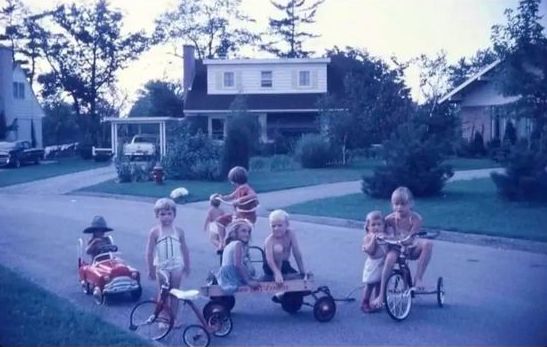 jimrosecircus1's tweet image. We had no idea how good we had it.. 
...and no clue that we were the last ones.